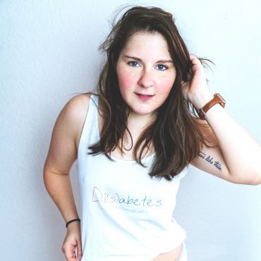 DSC09866b-1-370x370